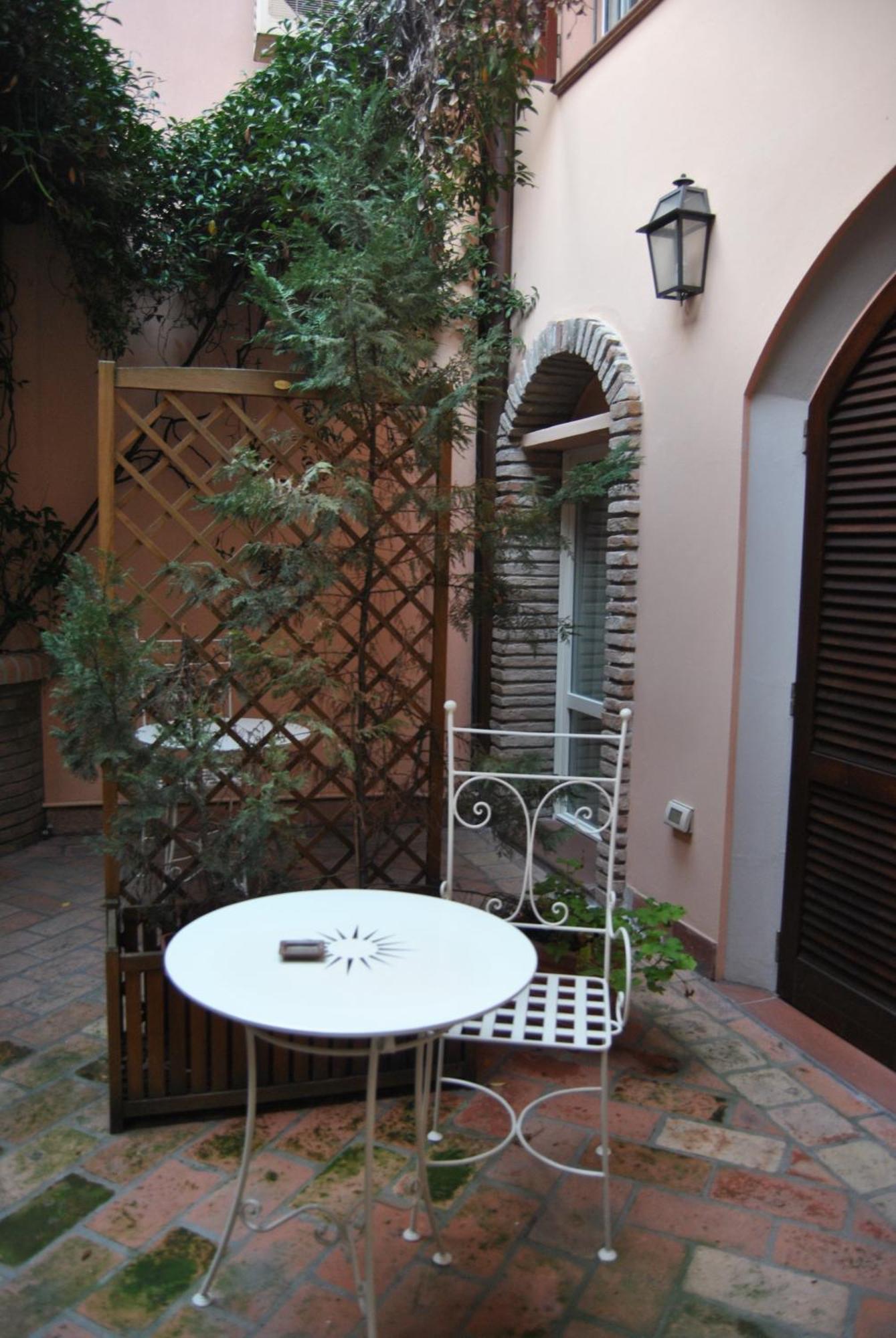 Mondo Antico B&B Чезена Экстерьер фото