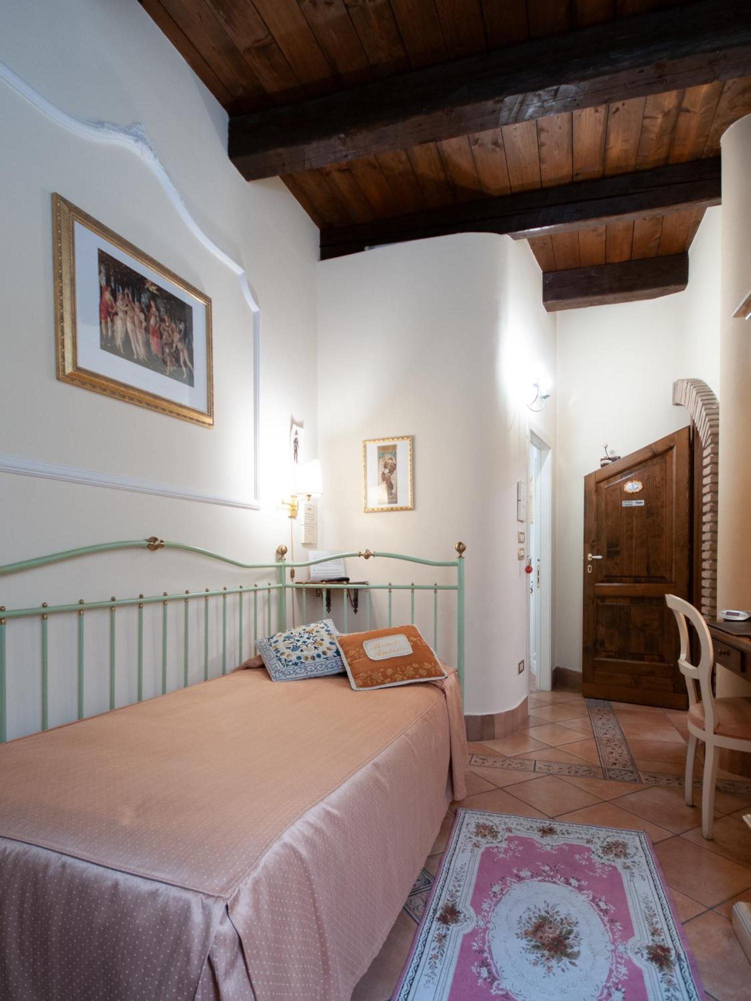 Mondo Antico B&B Чезена Экстерьер фото